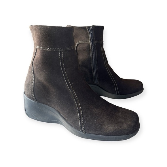 La Canadienne Women's Felicia Boots in Brown Suede Size 8.5 - Picture 1 of 8